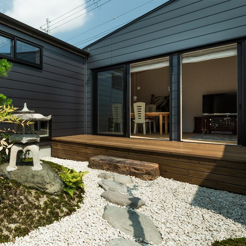 ラグウッドの施工事例(ウッドデッキ)